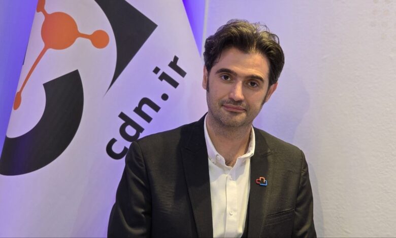 محمد سهرابی معاون توسعه کسب و کار ابر آسیاتک خدمات مدرن ابر آسیاتک در نمایشگاه تراکنش ایران را تشریح کرد