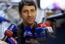اظهارات اخیر ستار هاشمی بار دیگر موضوع «دسترسی برابر به اینترنت» را به صدر توجهات بازگردانده است؛ موضوعی که هم‌زمان با تداوم محدودیت‌ها و اختلالات شبکه، بیش از هر زمان دیگری مورد مطالبه کاربران و کسب‌وکارها قرار گرفته است.