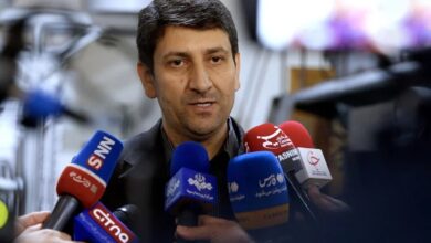 اظهارات اخیر ستار هاشمی بار دیگر موضوع «دسترسی برابر به اینترنت» را به صدر توجهات بازگردانده است؛ موضوعی که هم‌زمان با تداوم محدودیت‌ها و اختلالات شبکه، بیش از هر زمان دیگری مورد مطالبه کاربران و کسب‌وکارها قرار گرفته است.